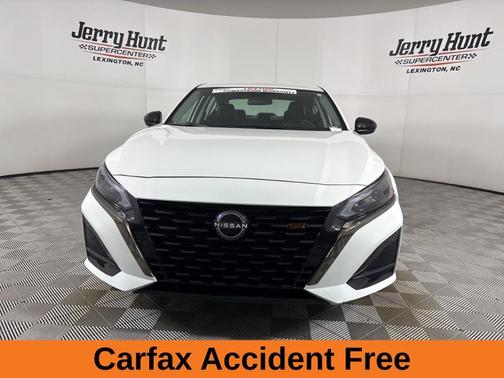 2025 Nissan Altima SR