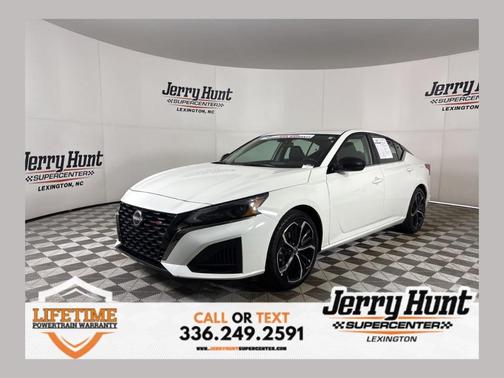 2025 Nissan Altima SR