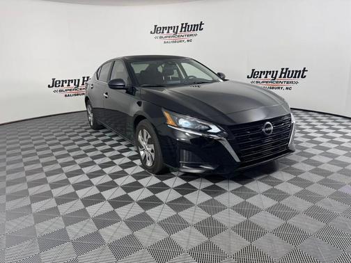 2025 Nissan Altima S