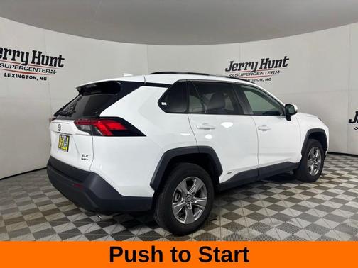Ice 2025 Toyota RAV4 Hybrid XLE