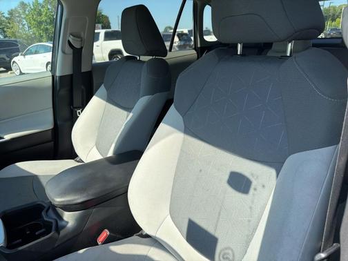 Magnetic Gray Metallic 2022 Toyota RAV4 XLE