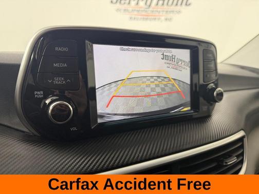 2021 Hyundai TUCSON SE