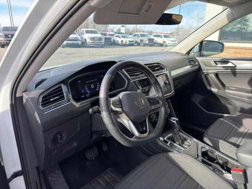 2024 Volkswagen Tiguan 2.0T S