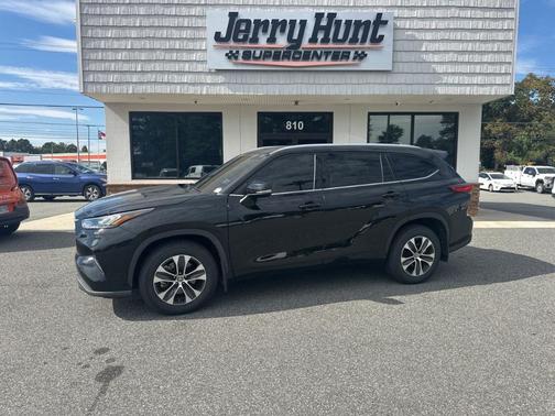 2020 Toyota Highlander XLE