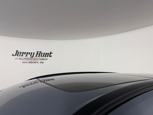 2024 Volvo XC60 Recharge Plug-In Hybrid T8 Polestar Engineered