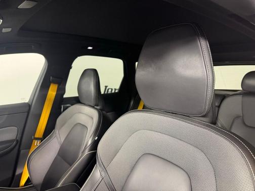 2024 Volvo XC60 Recharge Plug-In Hybrid T8 Polestar Engineered