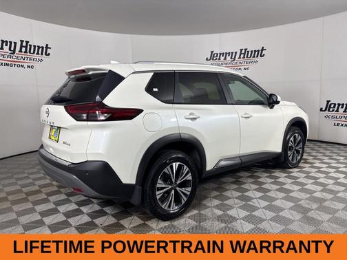 White 2023 Nissan Rogue SV