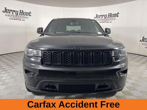 2019 Jeep Grand Cherokee Laredo