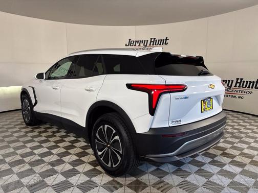 Summit White 2024 Chevrolet Blazer EV LT