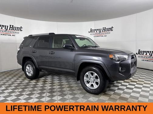 2022 Toyota 4Runner SR5