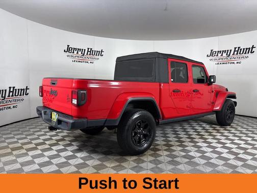 2021 Jeep Gladiator Sport