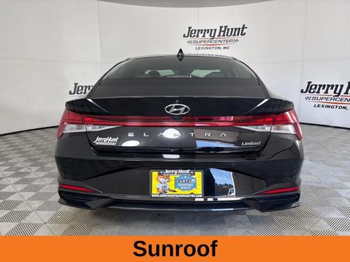2023 Hyundai ELANTRA Limited