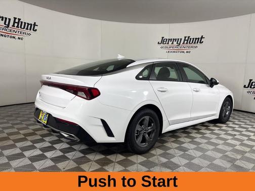 2022 Kia K5 LXS
