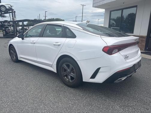 2022 Kia K5 LXS