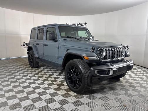 Anvil Clearcoat 2025 Jeep Wrangler 4xe Sahara