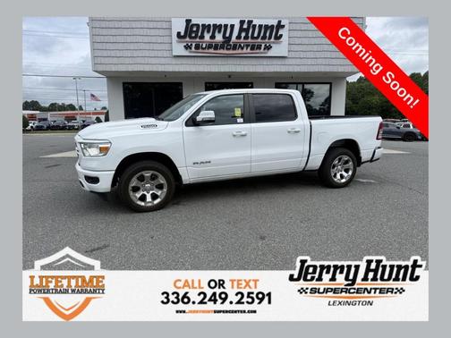 Bright White Clearcoat 2022 RAM 1500 Big Horn