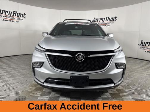 2022 Buick Enclave Essence