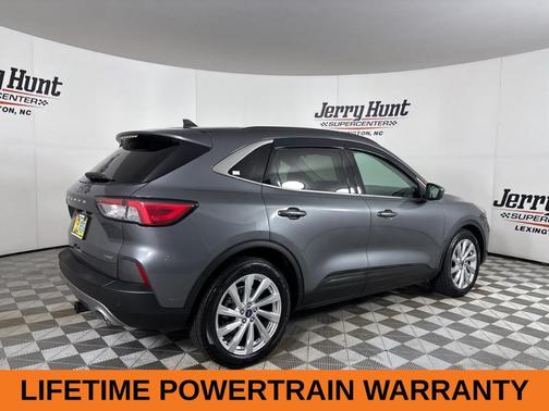 2021 Ford Escape Titanium Hybrid