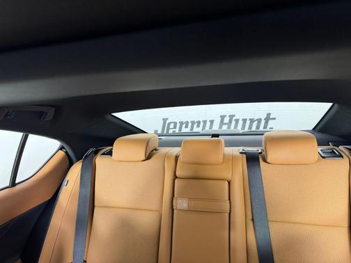 2025 Lexus IS 350 F SPORT Design