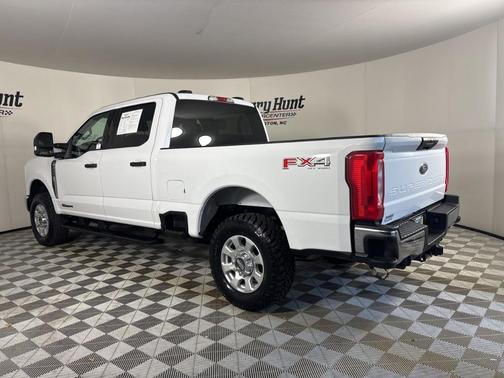 2024 Ford F-250 XLT