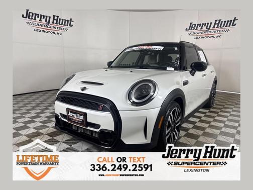 2023 MINI Hardtop Cooper