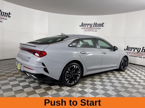 2022 Kia K5 GT-Line