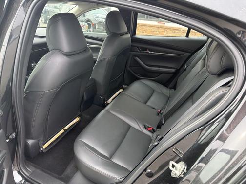 2024 Mazda Mazda3 FWD w/Preferred Package