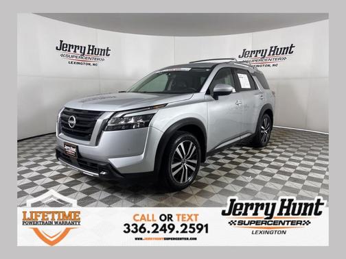 2023 Nissan Pathfinder Platinum