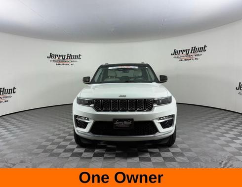 2023 Jeep Grand Cherokee Summit