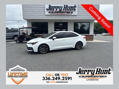 White 2022 Toyota Corolla SE