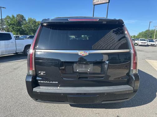 2020 Cadillac Escalade Luxury