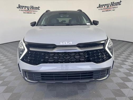 Wolf Gray 2024 Kia Sportage X-Line