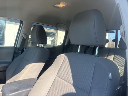 2020 Toyota Tacoma SR