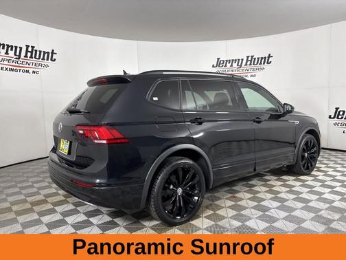 2021 Volkswagen Tiguan 2.0T SE R-Line Black