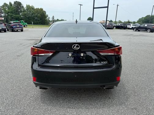 2018 Lexus IS 300 Base