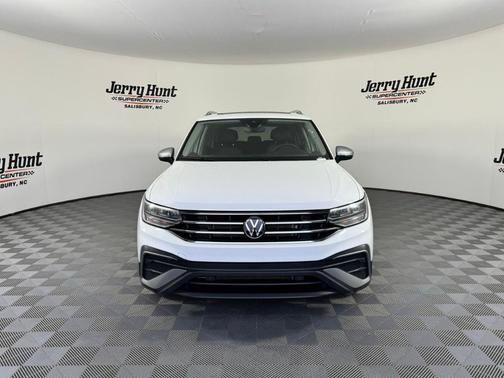 2024 Volkswagen Tiguan 2.0T Wolfsburg Edition