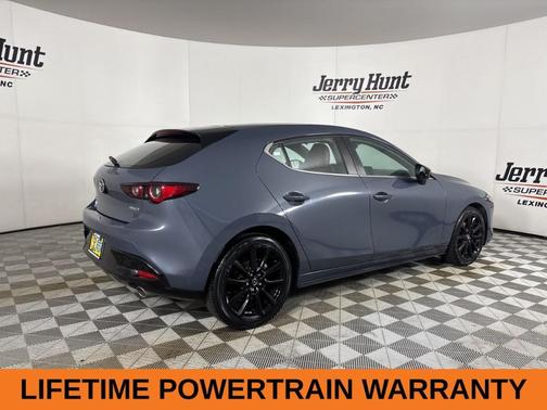 2024 Mazda Mazda3 2.5 S Carbon Edition