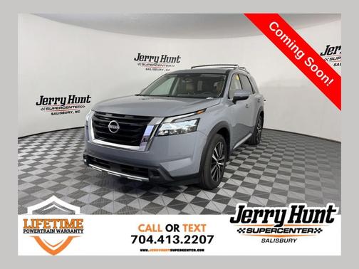 2024 Nissan Pathfinder Platinum