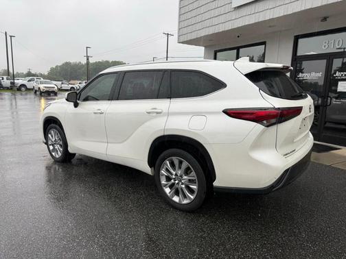 2021 Toyota Highlander Limited