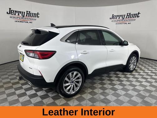 2022 Ford Escape Titanium