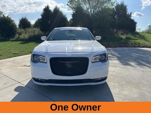 2023 Chrysler 300 S