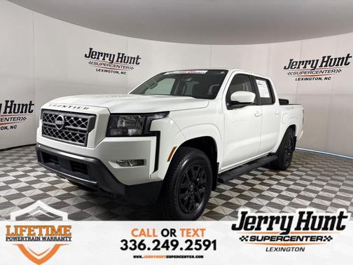 2022 Nissan Frontier SV