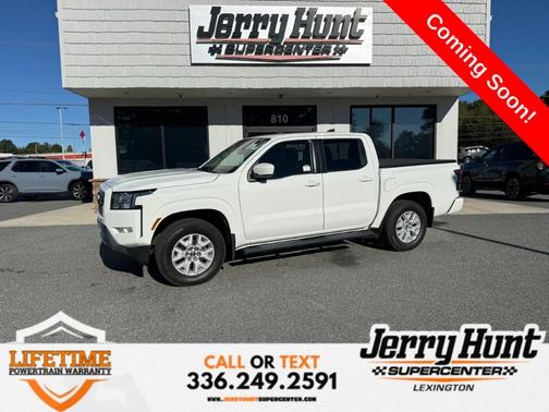 2022 Nissan Frontier SV
