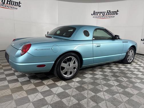 2002 Ford Thunderbird Deluxe