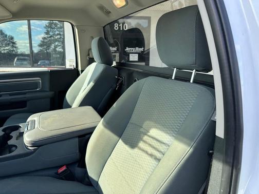 2020 RAM 1500 Classic Tradesman