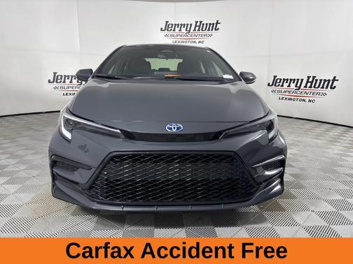 2024 Toyota Corolla Hybrid SE