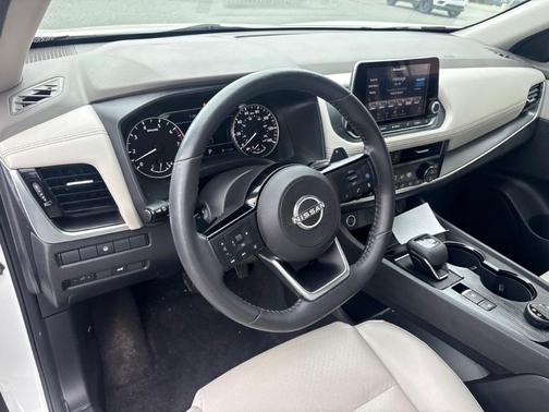 White 2023 Nissan Rogue SV