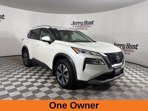 White 2023 Nissan Rogue SV