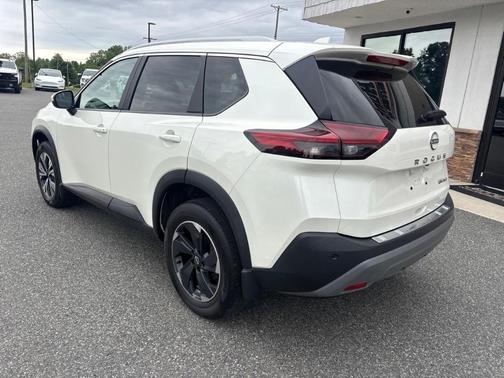 White 2023 Nissan Rogue SV