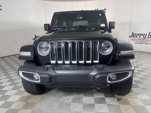 Black Clearcoat 2021 Jeep Wrangler Unlimited 4xe Sahara